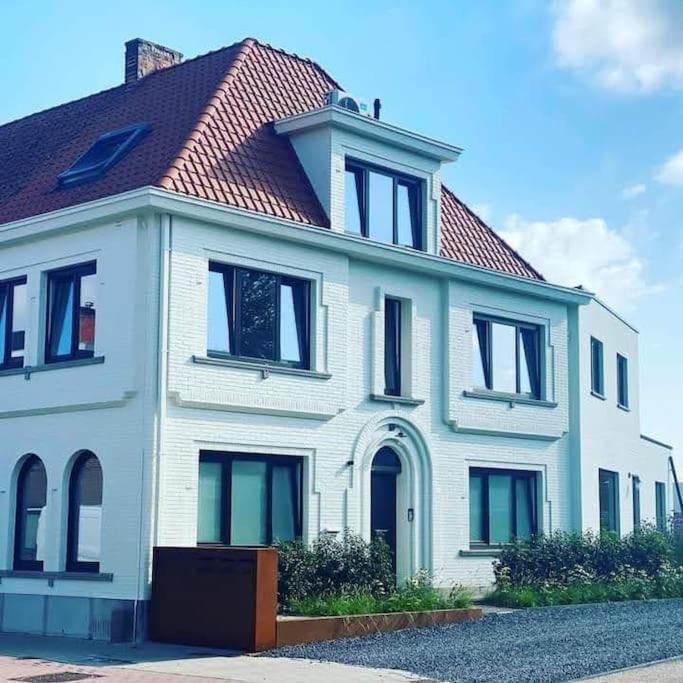 Momaison Charmant Landelijk Appartement Knesselare Exterior foto
